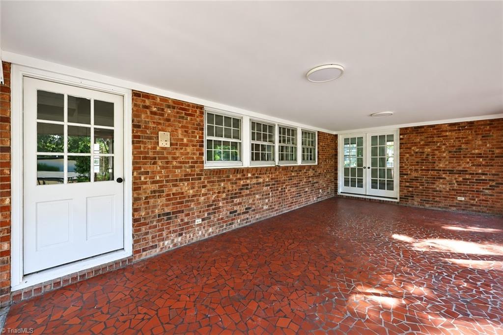501 Mendenhall Road Property Photo 30