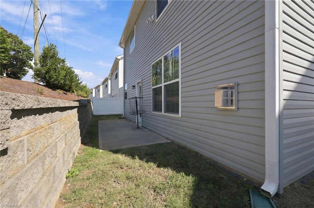 2170 Campbell Loop Property Photo 46