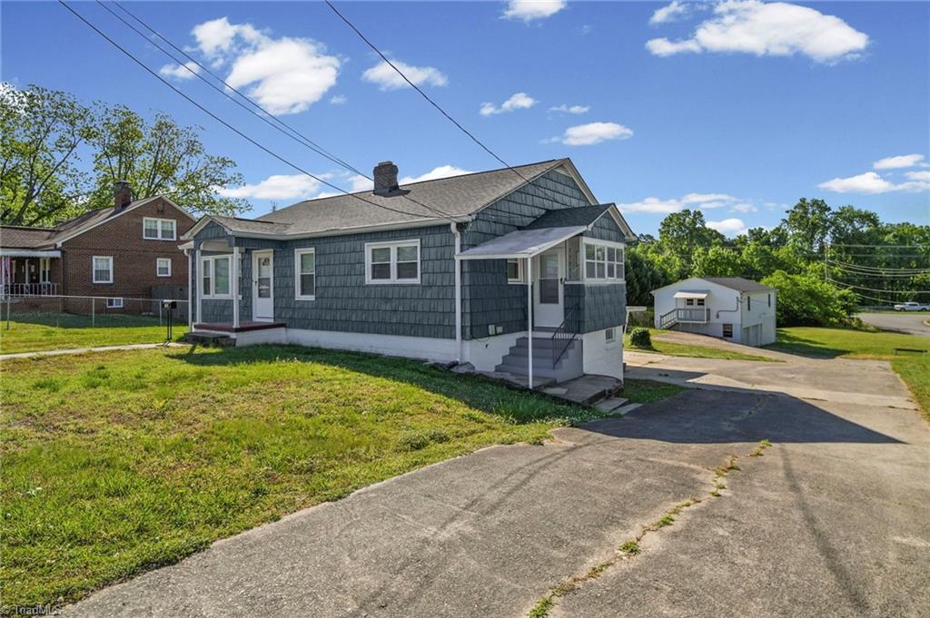 708 N Bostian Street Property Photo 7