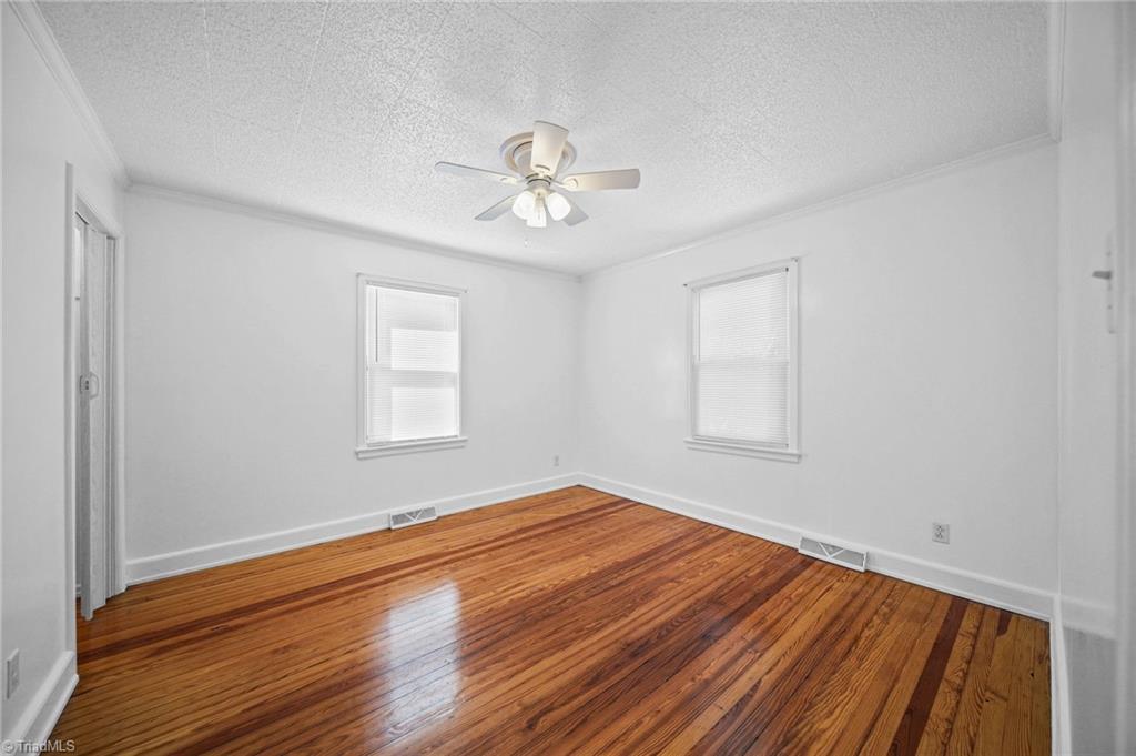 708 N Bostian Street Property Photo 15