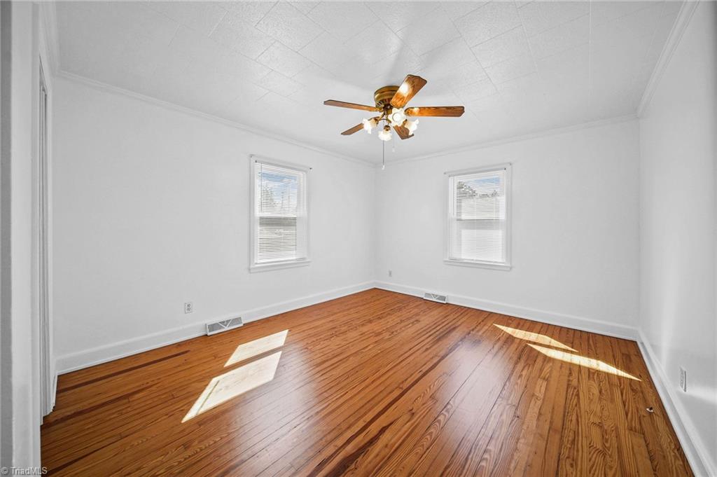 708 N Bostian Street Property Photo 19