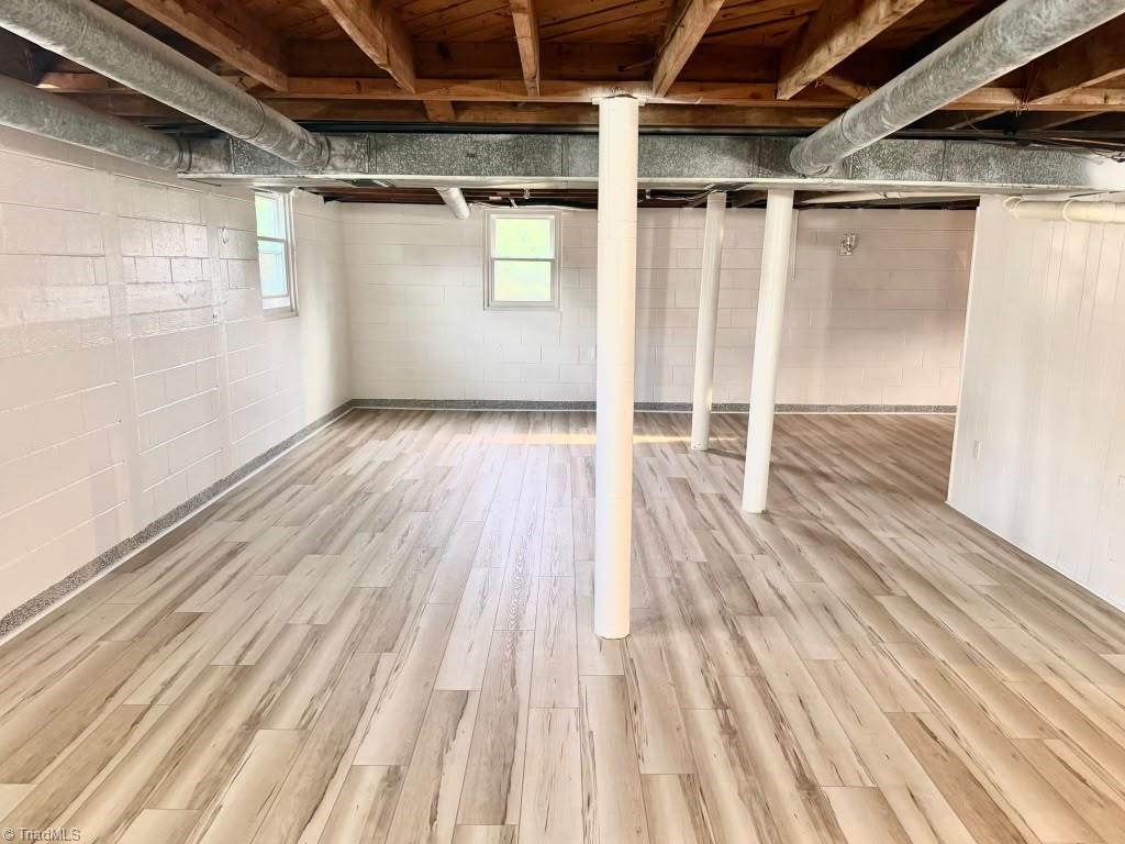 708 N Bostian Street Property Photo 32
