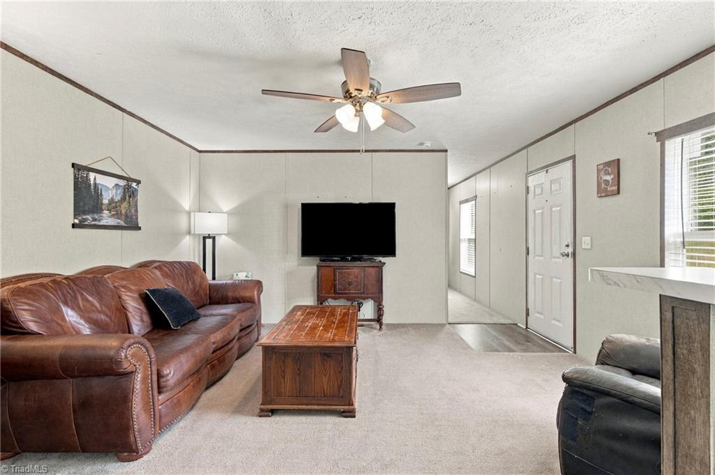 10444 Park Springs Road Property Photo 6