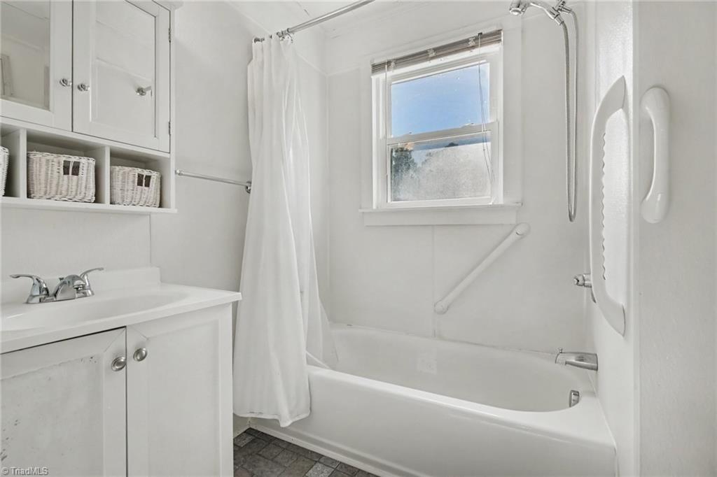 4926 Nc Highway 89 E Property Photo 10
