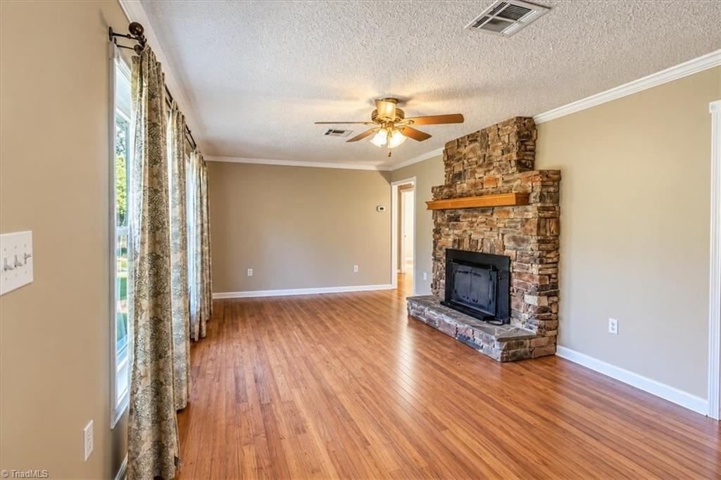 145 Porch Time Lane Property Photo 10