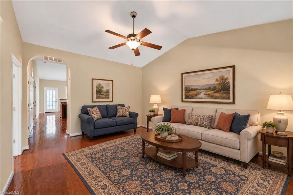 1164 Kelso Lane Property Photo 3