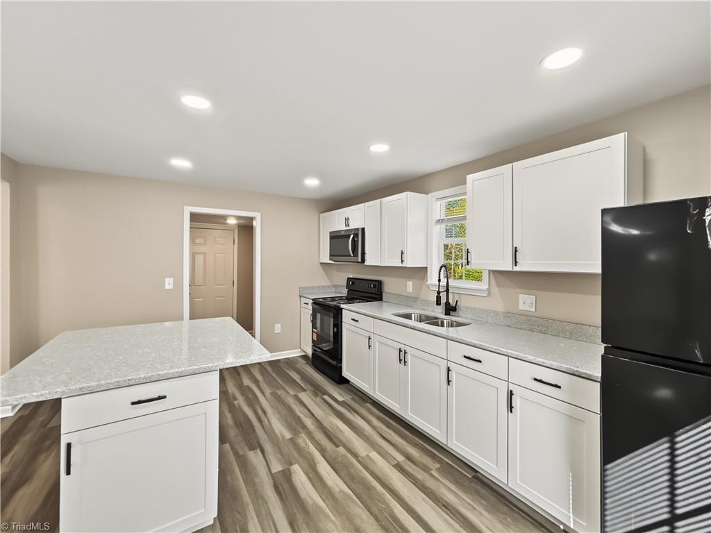 824 Sunset Street Property Photo 10