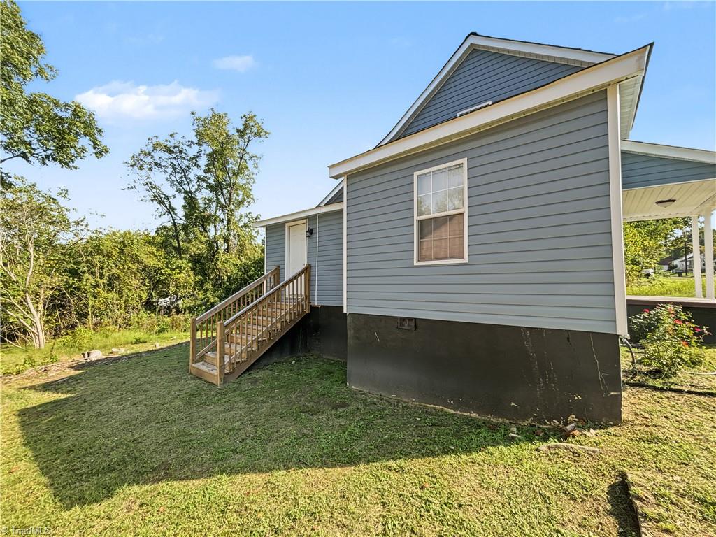 824 Sunset Street Property Photo 22