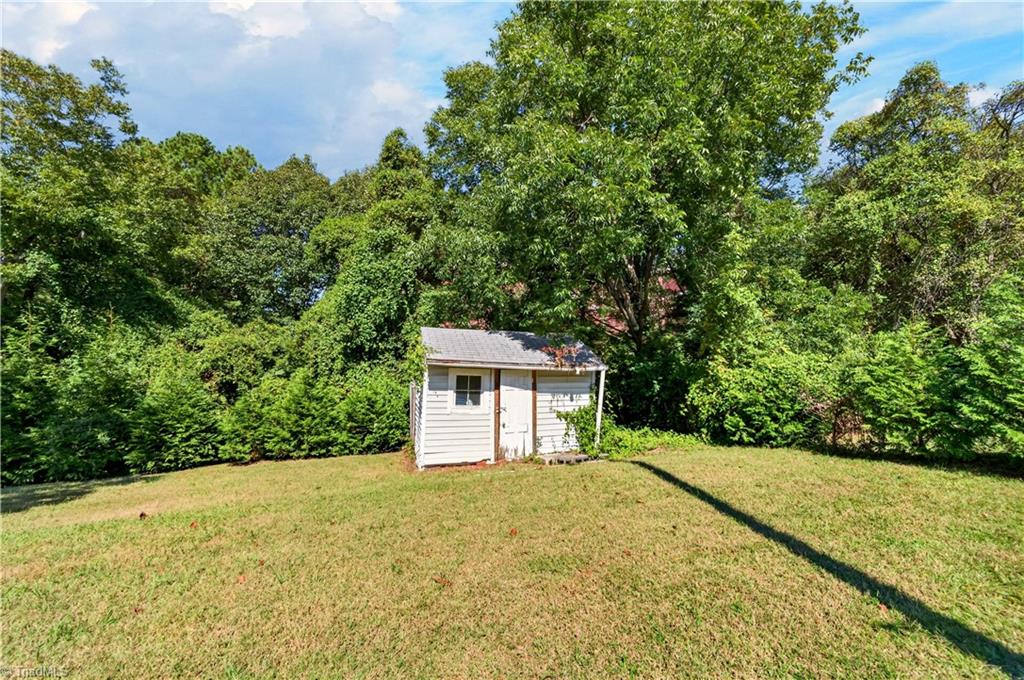 601 Martha Place Property Photo 40