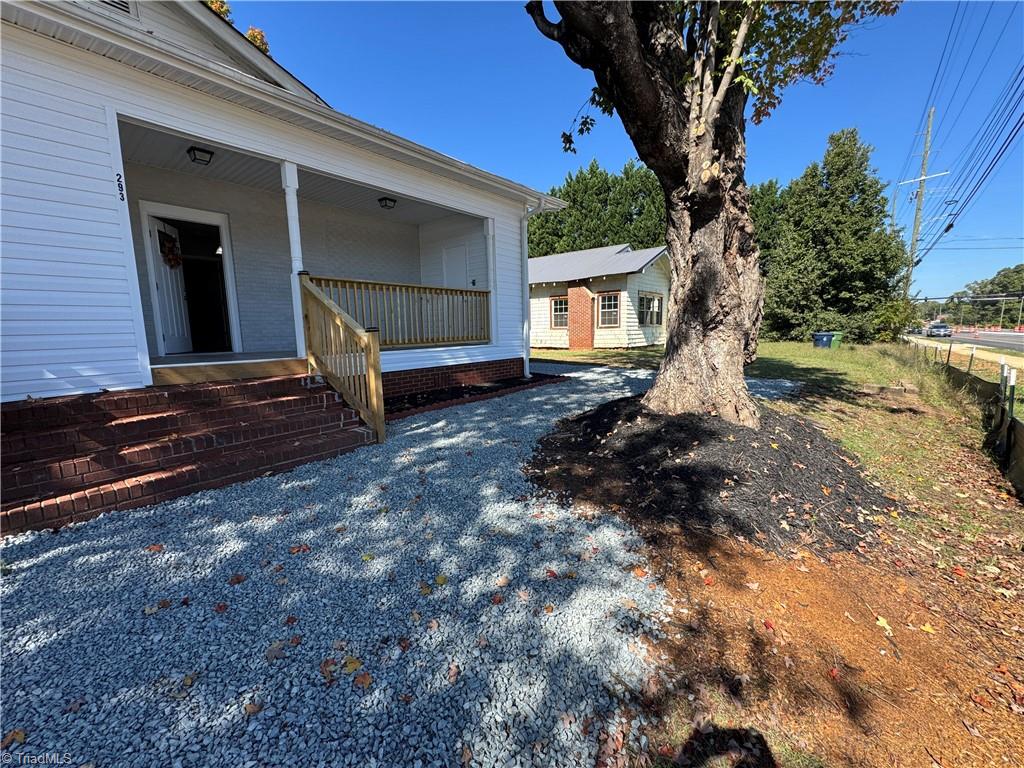 293 Winston Road Property Photo 2