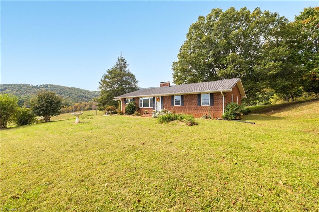 1465 Ramey Creek Road Property Photo 2