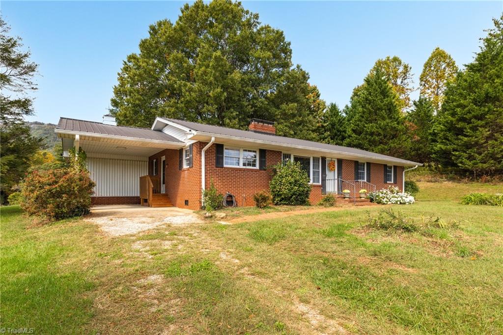 1465 Ramey Creek Road Property Photo 4