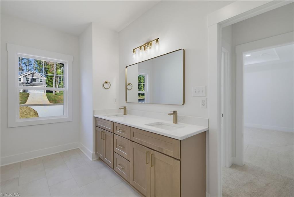 310 Lily Drive Property Photo 17