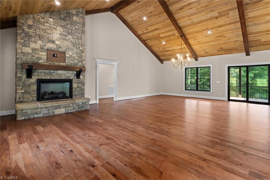 113 Stonecroft Road Property Photo 4