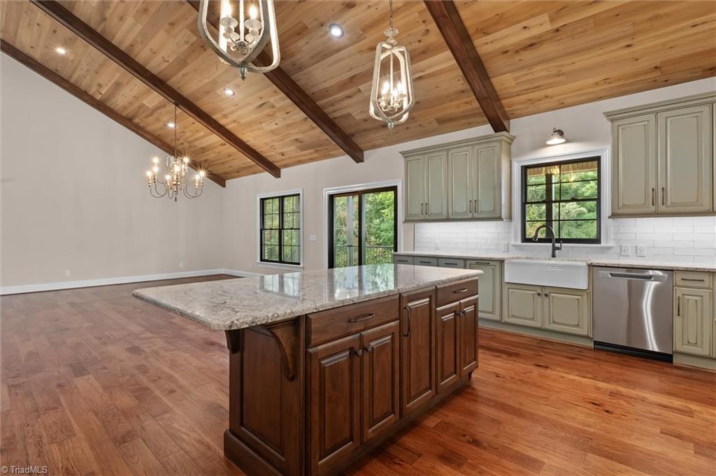 113 Stonecroft Road Property Photo 13