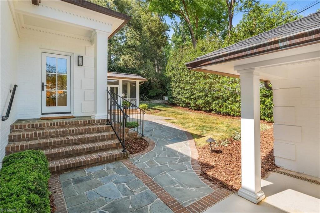 306 Meadowbrook Terrace Property Photo 45