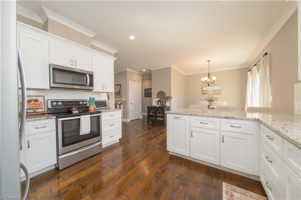 127 Elberon Court Property Photo 13