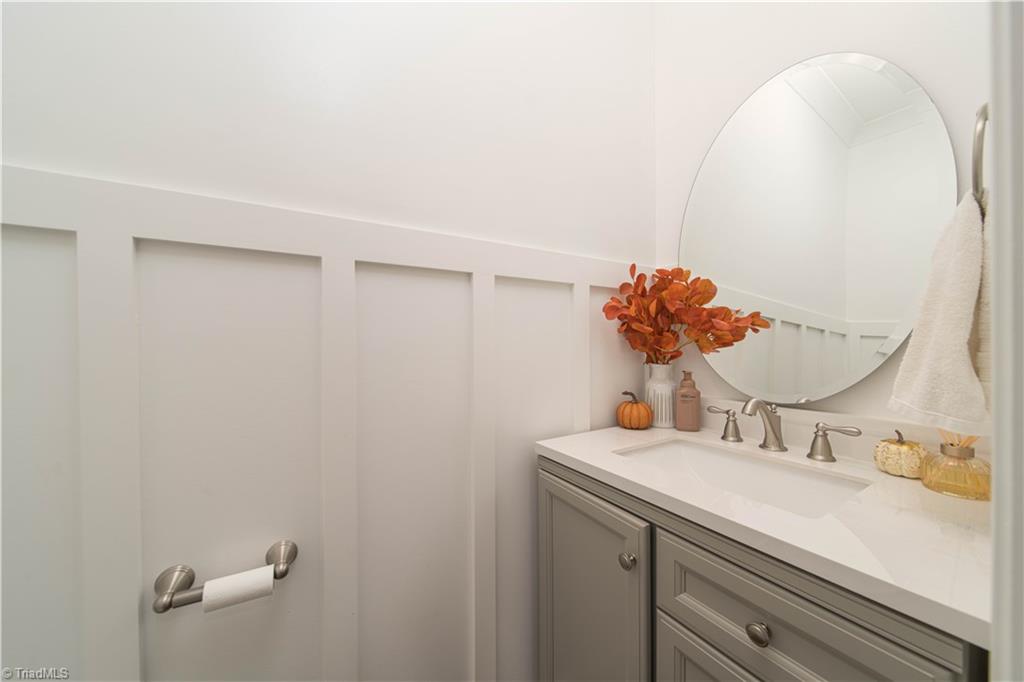 127 Elberon Court Property Photo 16