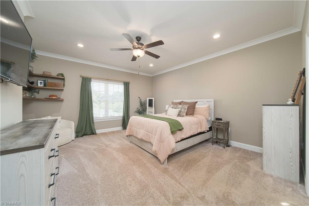 127 Elberon Court Property Photo 17
