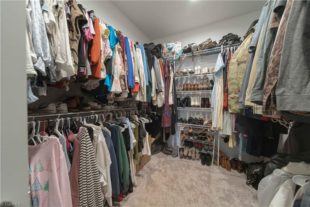 127 Elberon Court Property Photo 20