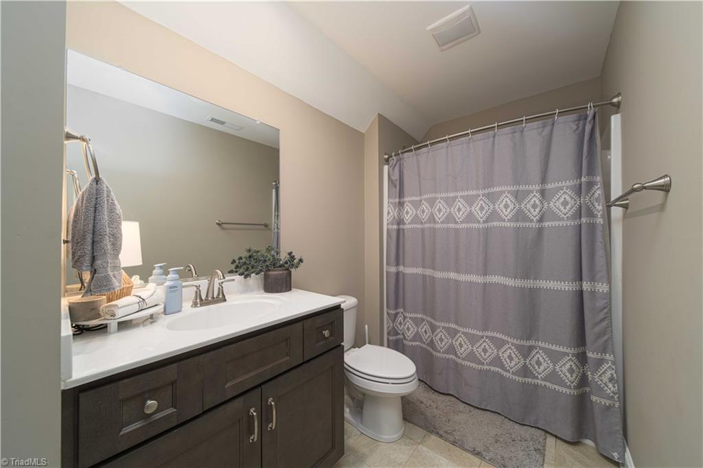 127 Elberon Court Property Photo 24