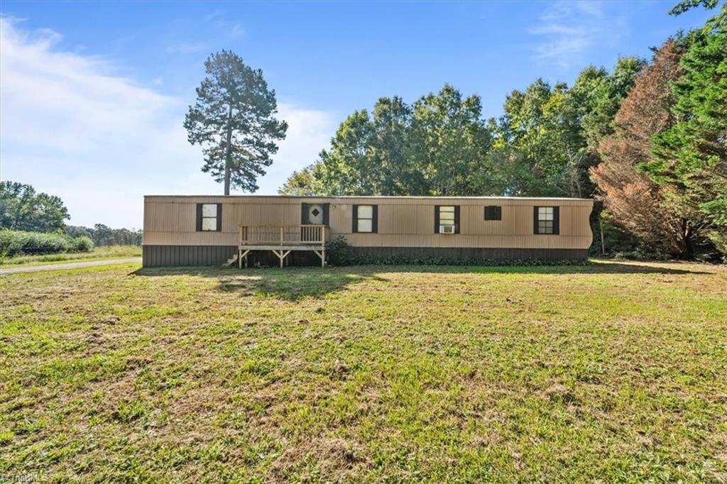5687 Picketts Mill Road Property Photo 1