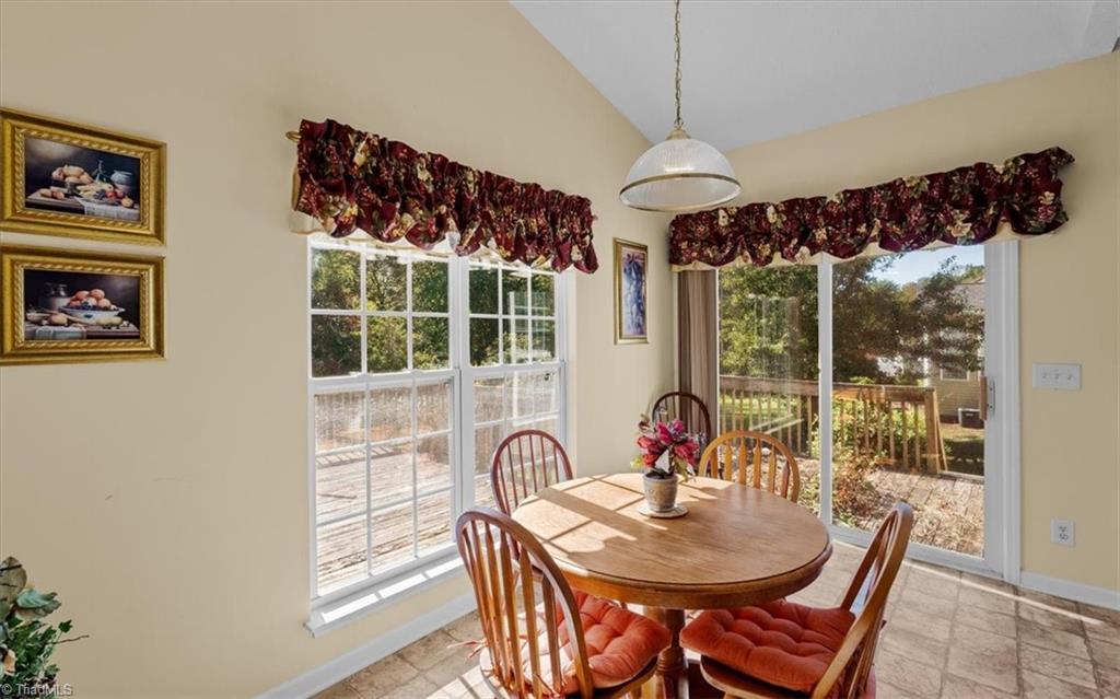 4264 Harbor Ridge Drive Property Photo 14