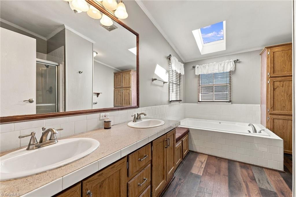 3020 Ellisboro Road Property Photo 14