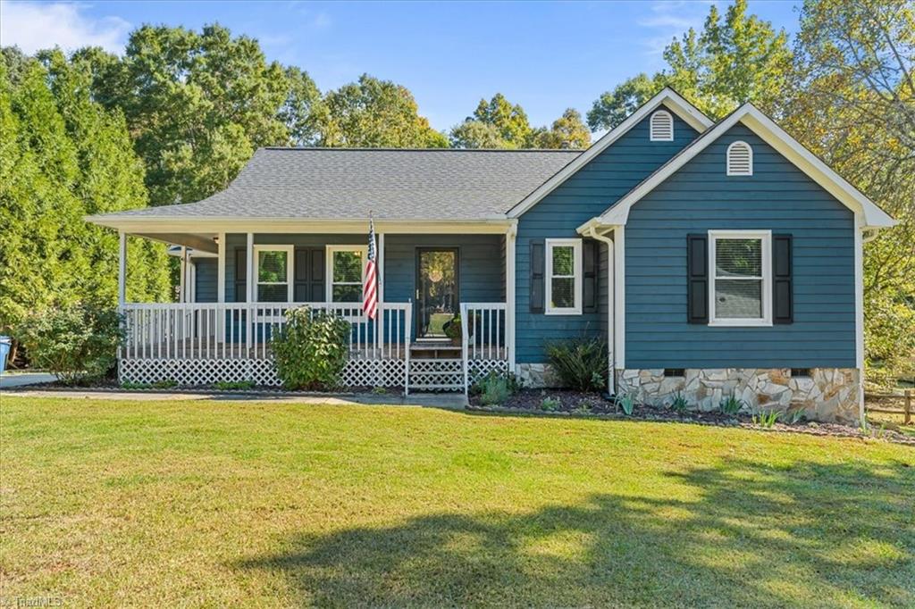 208 Trollinger Street Property Photo 1