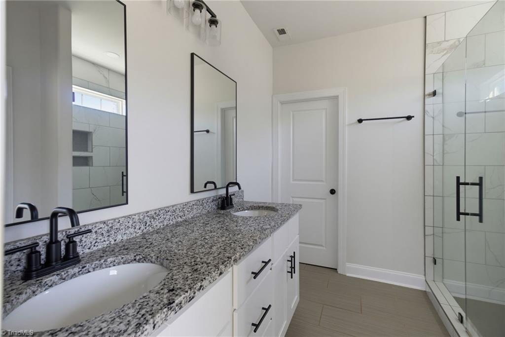703 Deadmon Road Property Photo 20