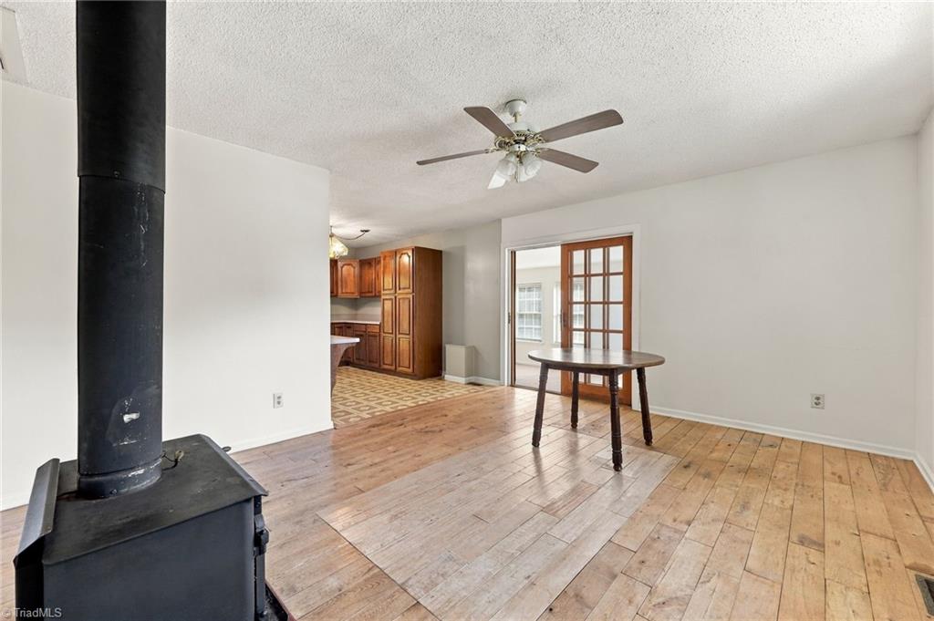 3215 Meadow Lane Property Photo 12