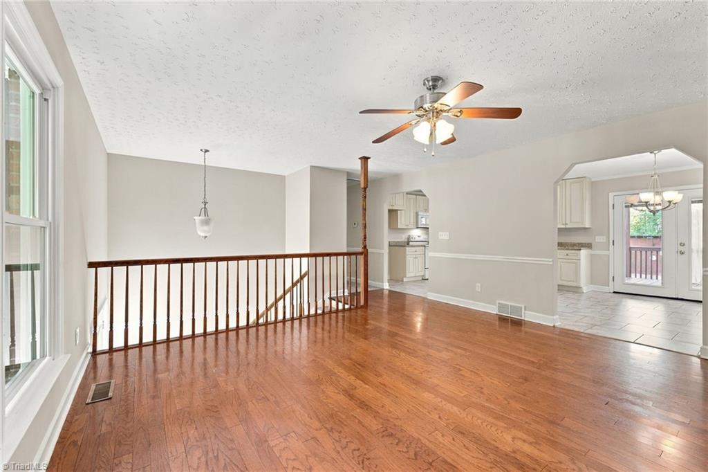 180 Hickory Tree Road Property Photo 7