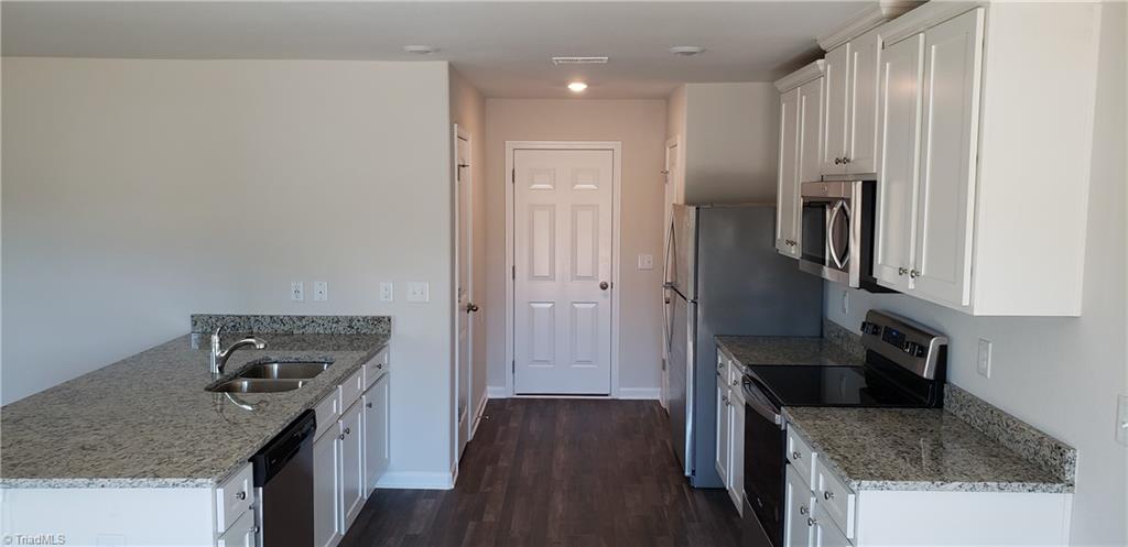 4600 Hazelburn Drive Property Photo 3