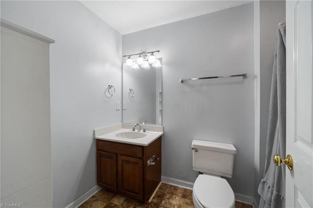 4564 Fernhaven Circle Property Photo 21