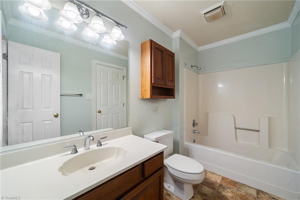 4564 Fernhaven Circle Property Photo 31