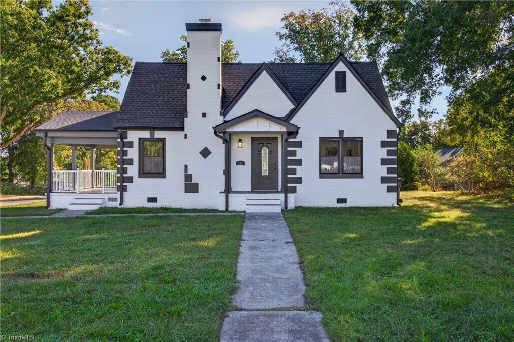 411 Lowdermilk Street Property Photo 1