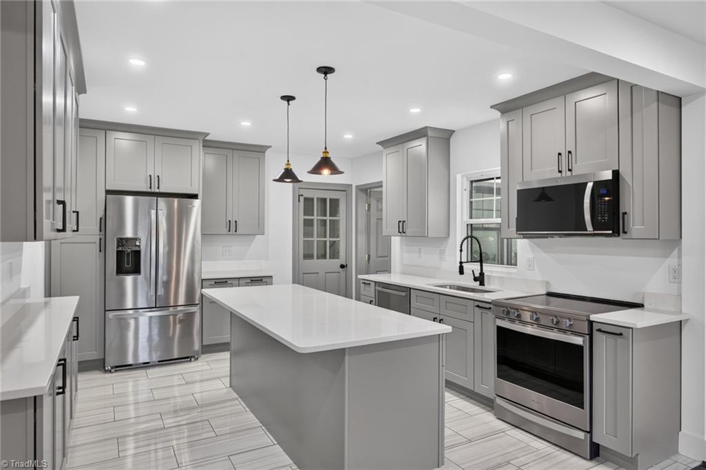 411 Lowdermilk Street Property Photo 18