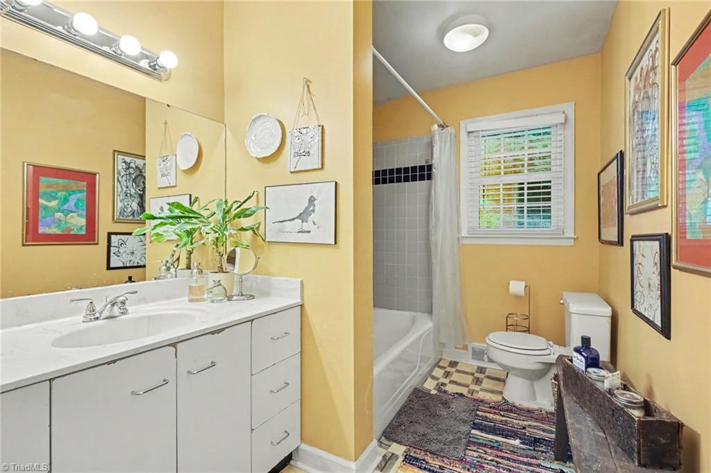 2336 Kaywood Lane Property Photo 17