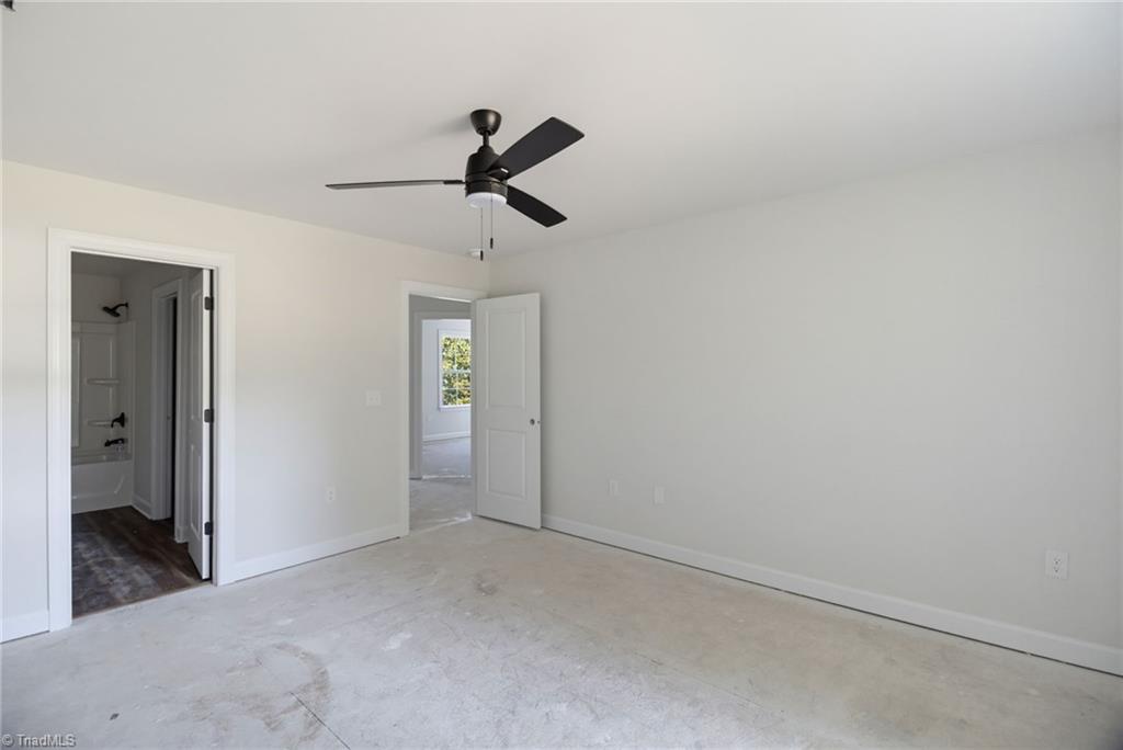 811 W Swannanoa Avenue Property Photo 15