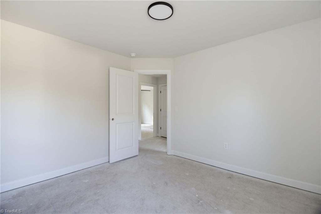 811 W Swannanoa Avenue Property Photo 21