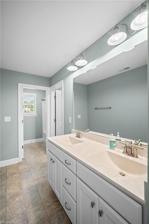 163 Phoenix Court Property Photo 32
