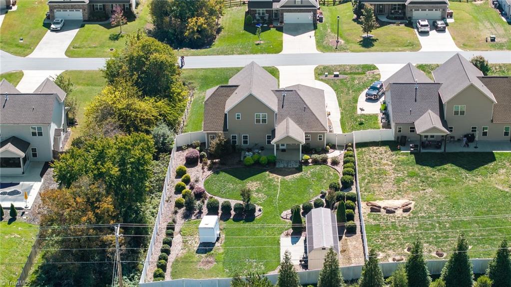 163 Phoenix Court Property Photo 43