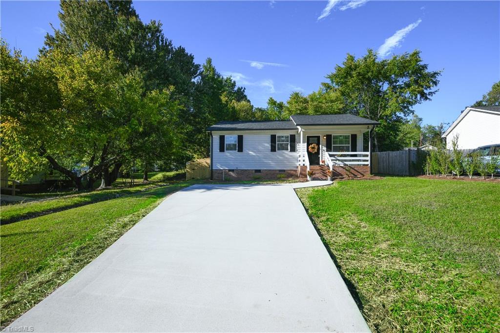 2205 Gable Way Property Photo 3