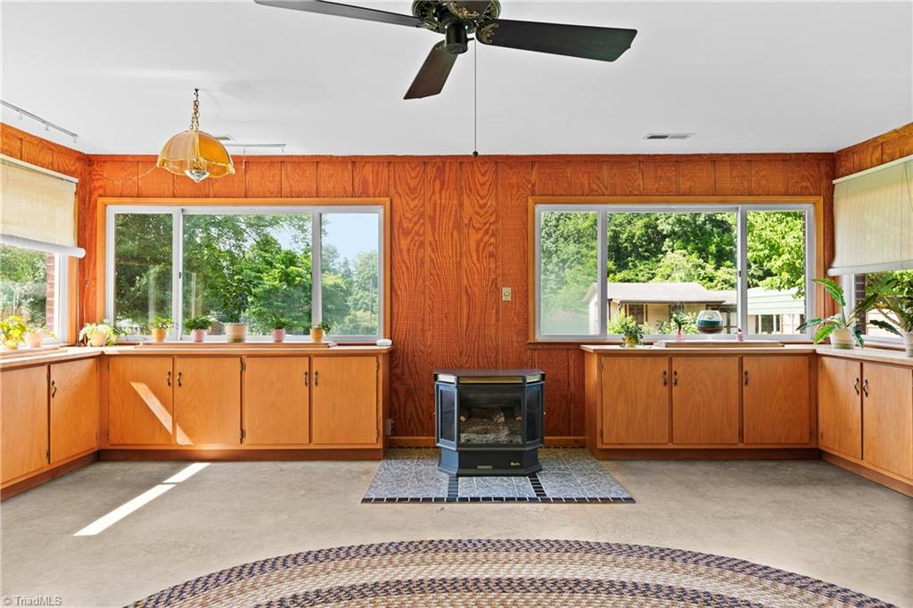 141 Pinelawn Drive Property Photo 25