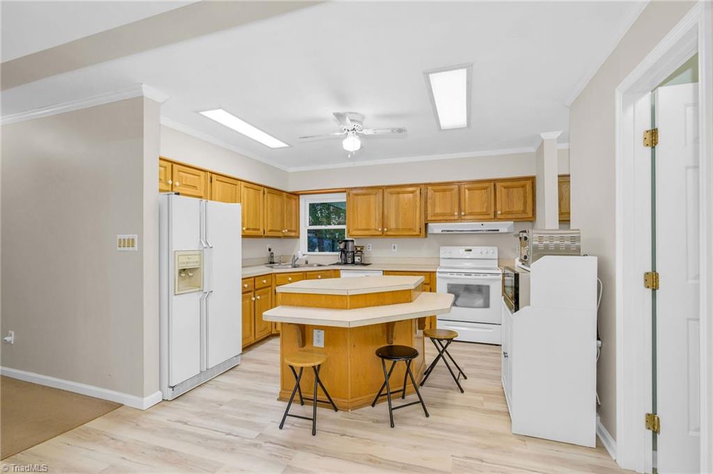 294 Pike Road Property Photo 14