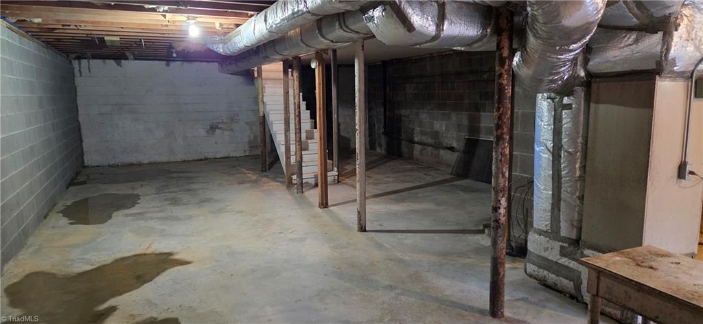 1811 Gwyn Street Property Photo 5