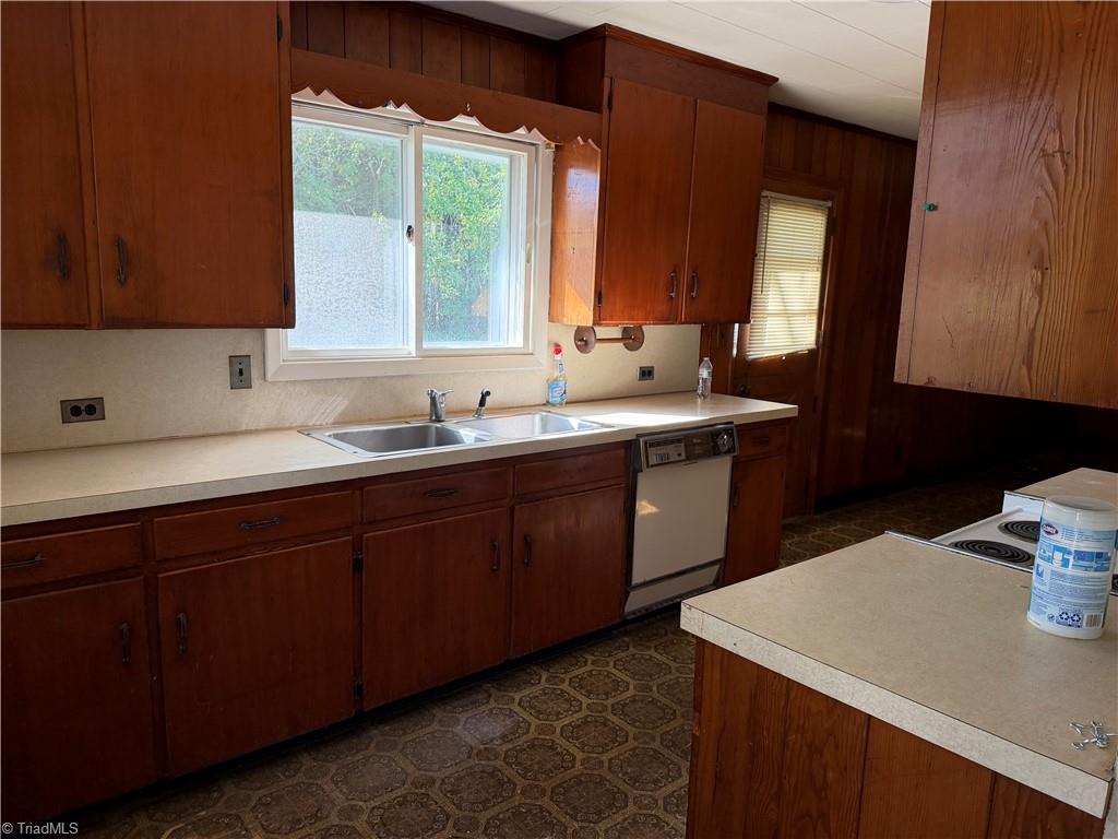 1811 Gwyn Street Property Photo 18