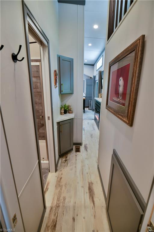 310 Laurelwood Lane Property Photo 14
