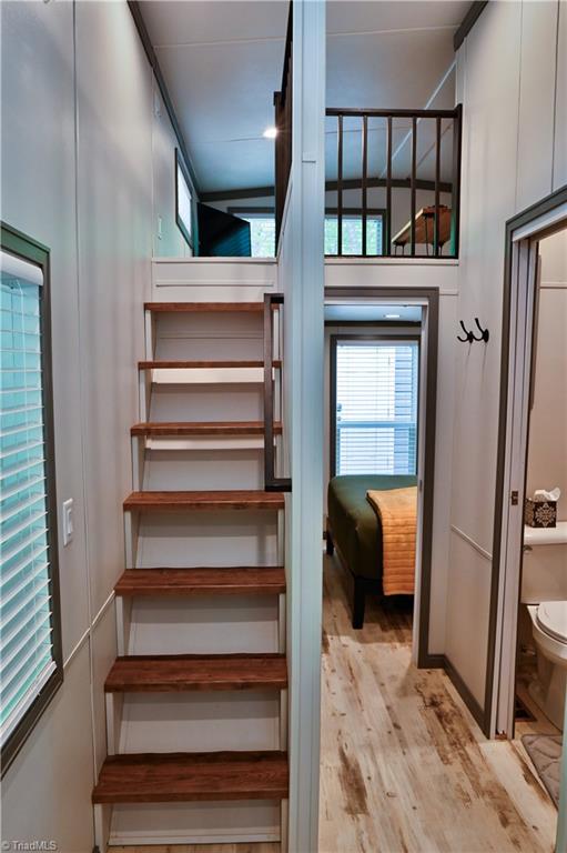 310 Laurelwood Lane Property Photo 15
