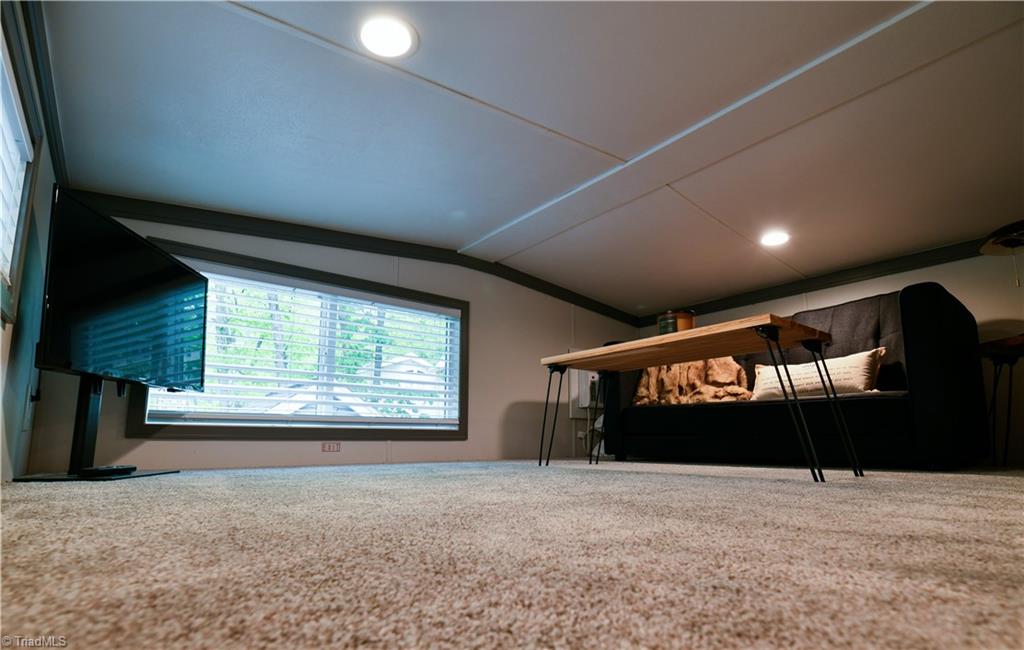 310 Laurelwood Lane Property Photo 16